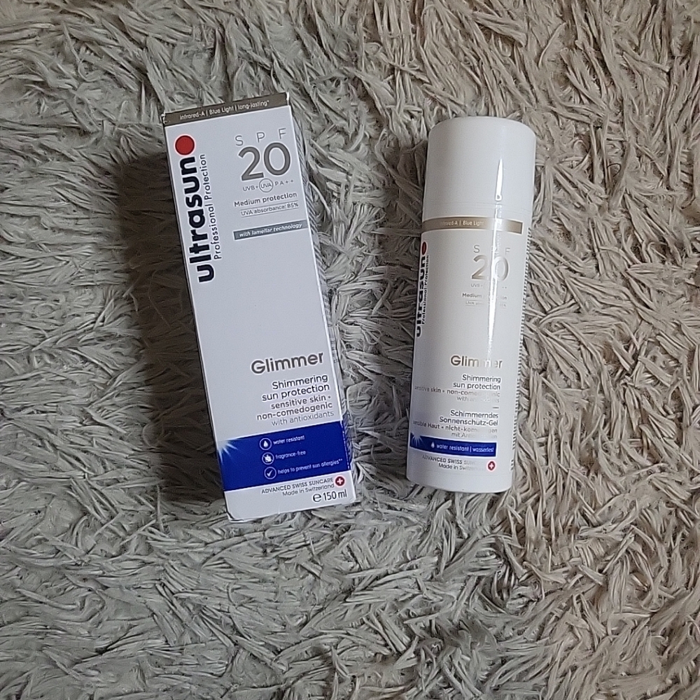 Ultrasun Glimmer Shimmering Sun Protection SPF20 Switzerland New NIB European ✨️